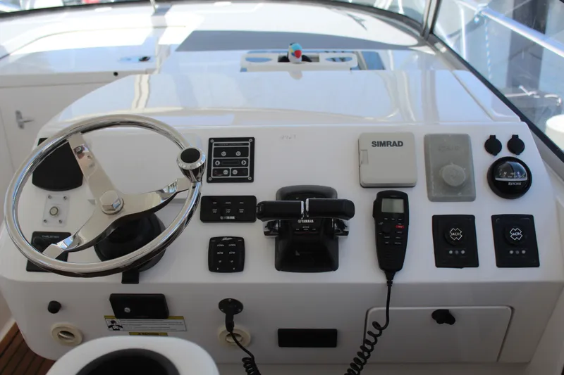 High Times Yacht Photos Pics Helm Station To Starboard