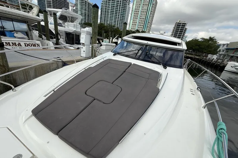 Top Nach Yacht Photos Pics 2017 Prestige 500S yacht docked, featuring sleek design and spacious deck in marina setting.