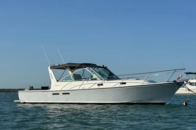 2003 Hunt Yachts Harrier 36
