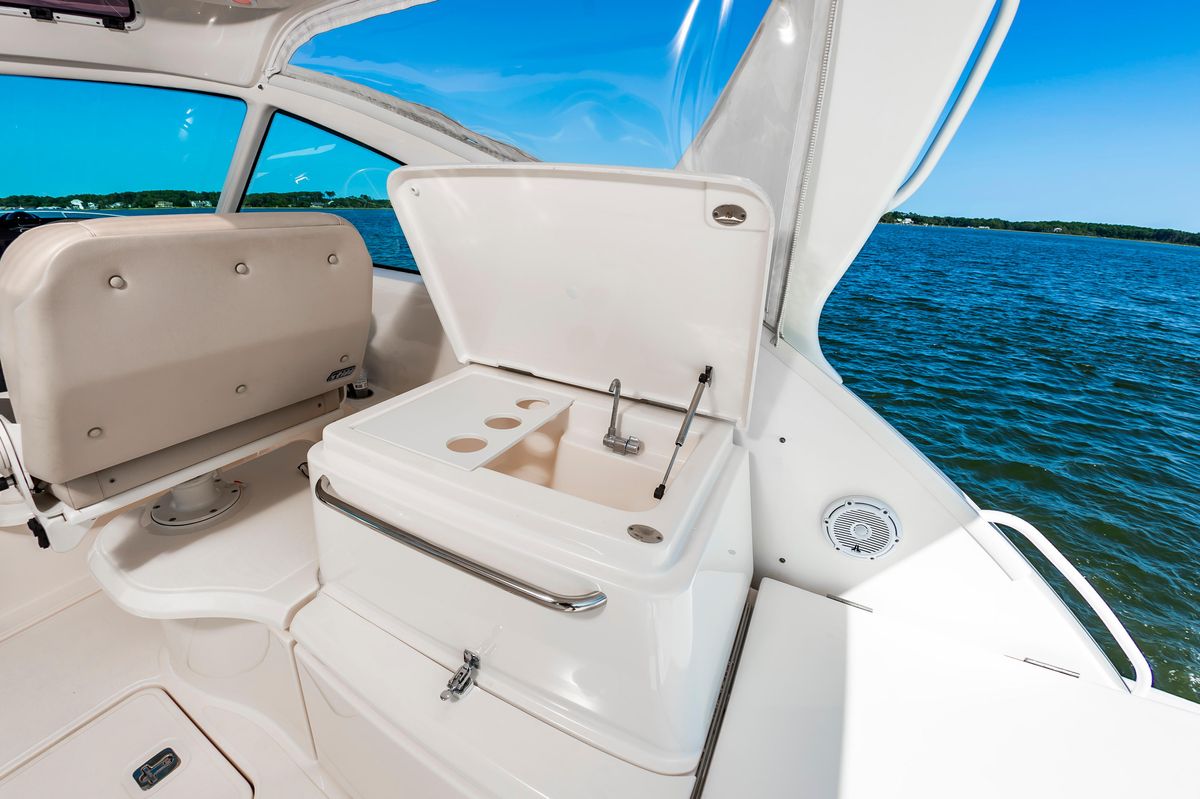 2014 Tiara Yachts 43 