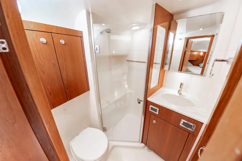 Proteus II Yacht Photos Pics 