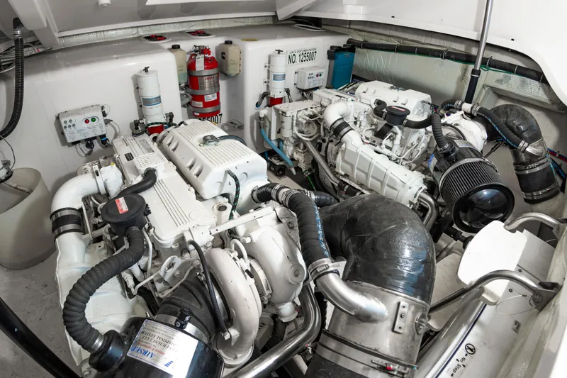 Proteus II Yacht Photos Pics 