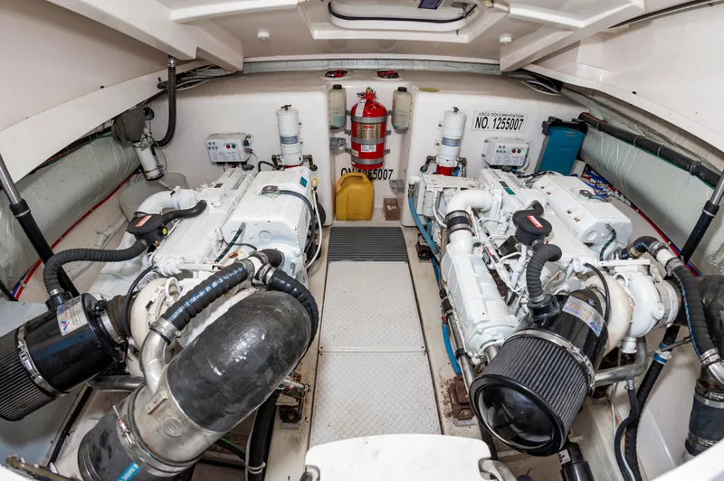 Proteus II Yacht Photos Pics 