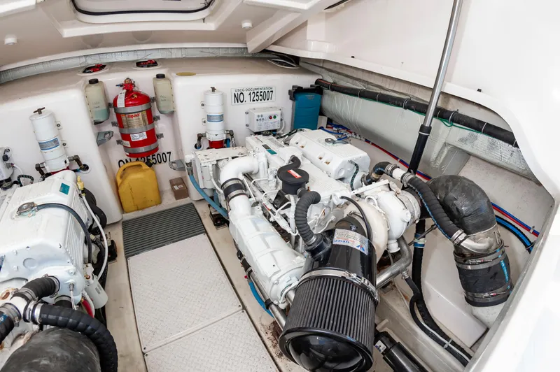 Proteus II Yacht Photos Pics 