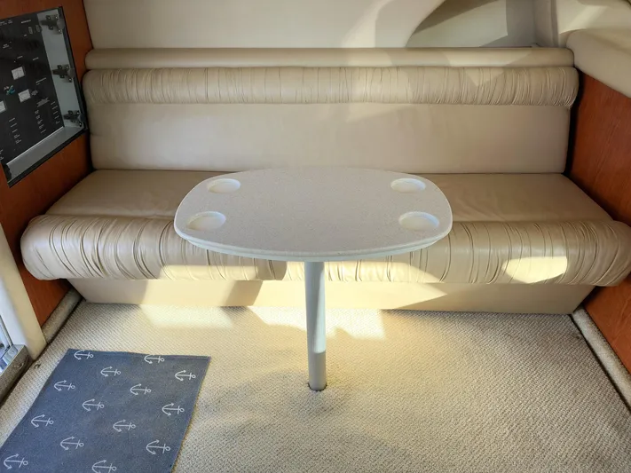 Capt Hoek II Yacht Photos Pics 