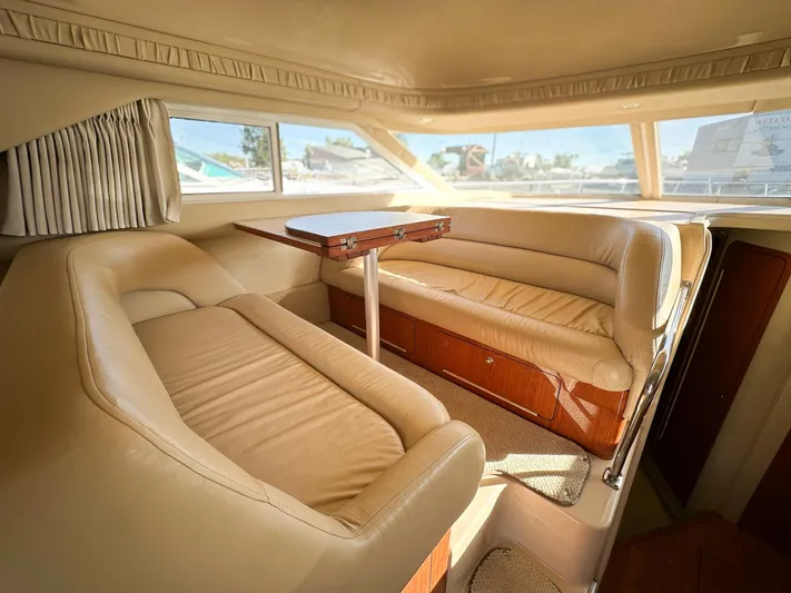 Capt Hoek II Yacht Photos Pics 