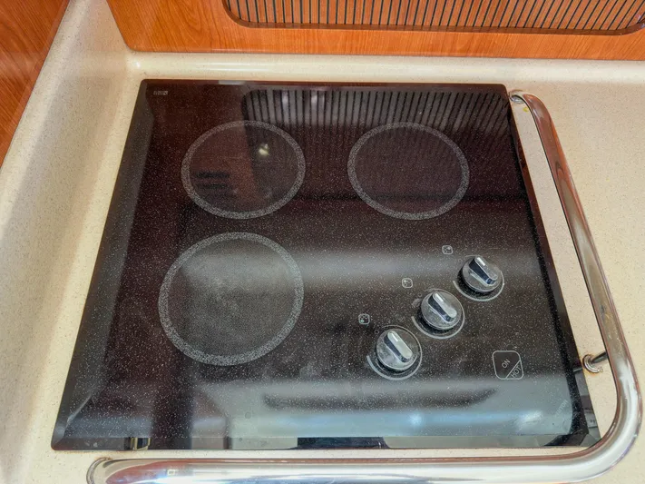 Capt Hoek II Yacht Photos Pics 