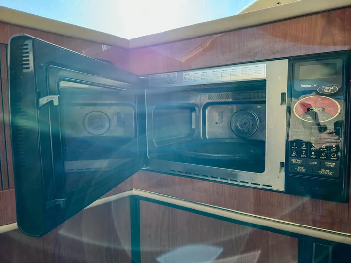 Capt Hoek II Yacht Photos Pics 