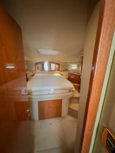 Capt Hoek II Yacht Photos Pics 