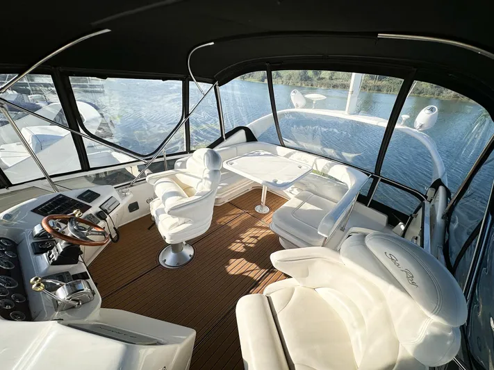 Capt Hoek II Yacht Photos Pics 