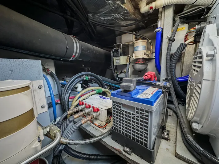 Capt Hoek II Yacht Photos Pics 