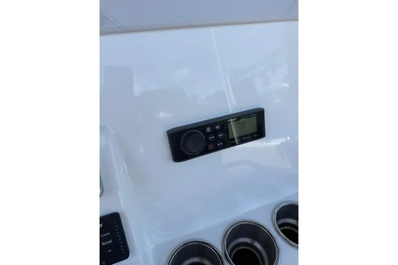  Yacht Photos Pics Control panel on 2019 Cape Horn 27XS boat dashboard with cup holders.
