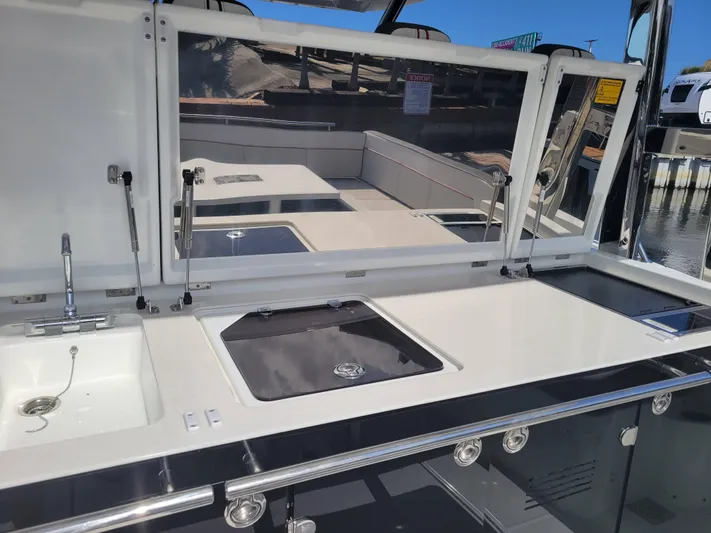 Hedonism Yacht Photos Pics 