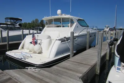 Tiara Yachts 4300 Sovran