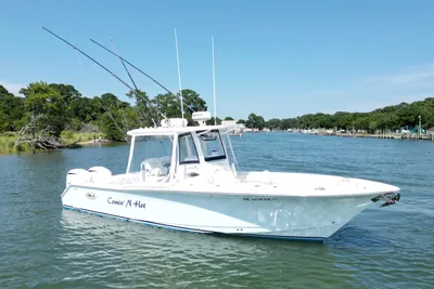 Sea Hunt Gamefish 30 Forward Seating