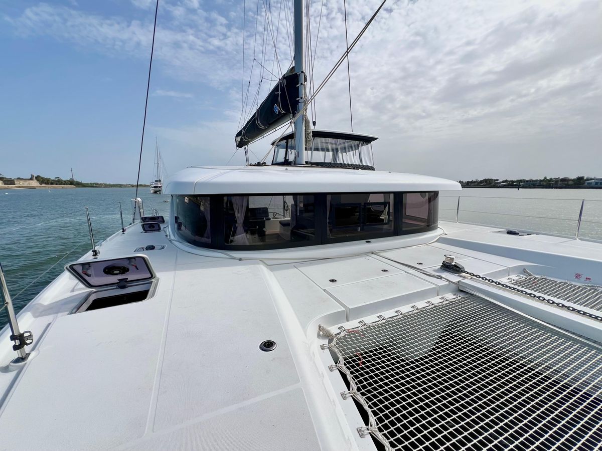 2024 Lagoon 42 