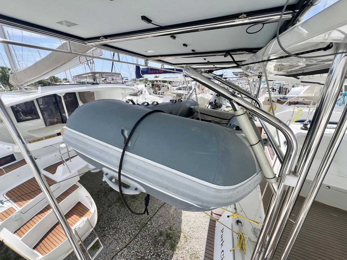 2024 Lagoon 42 