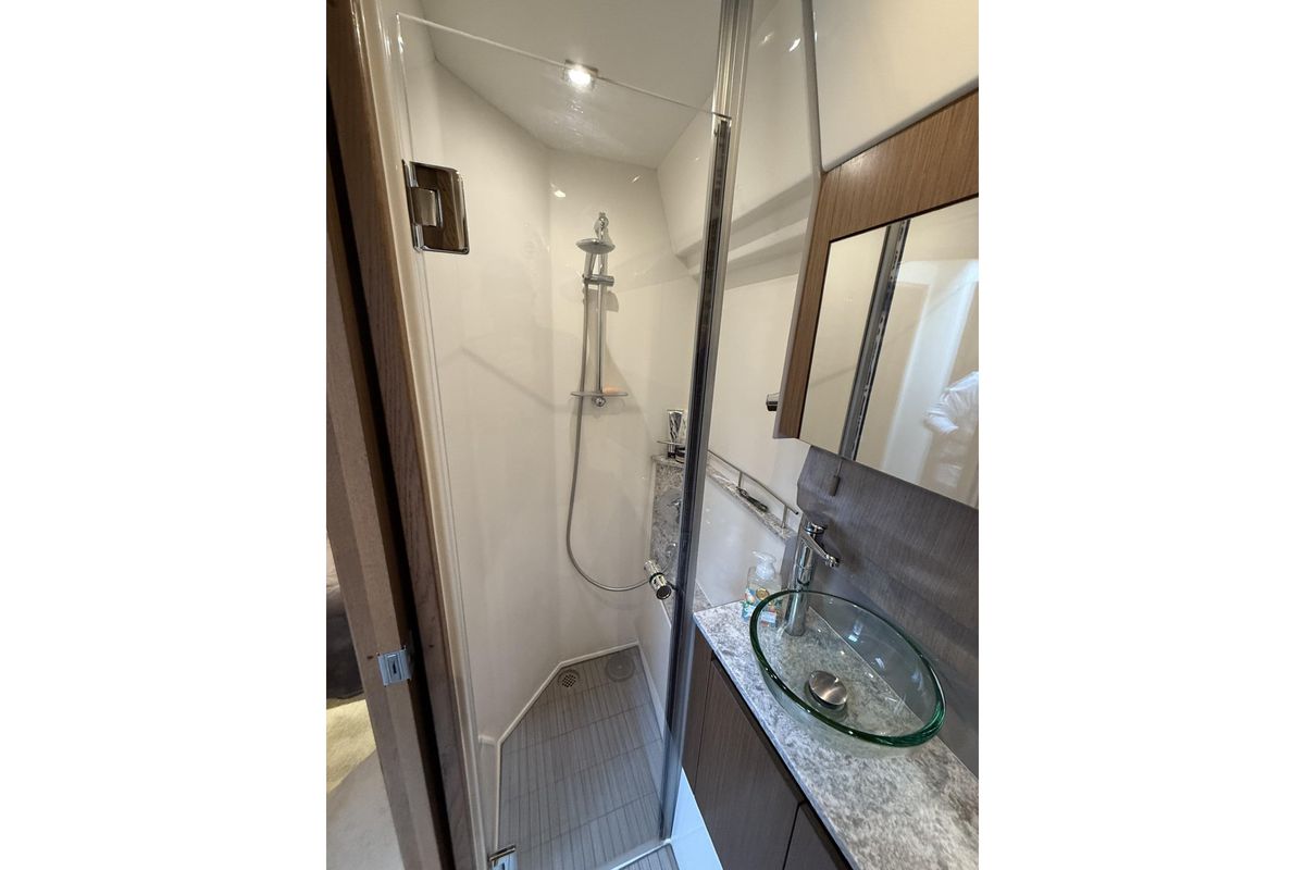 2018 Sea Ray 46 