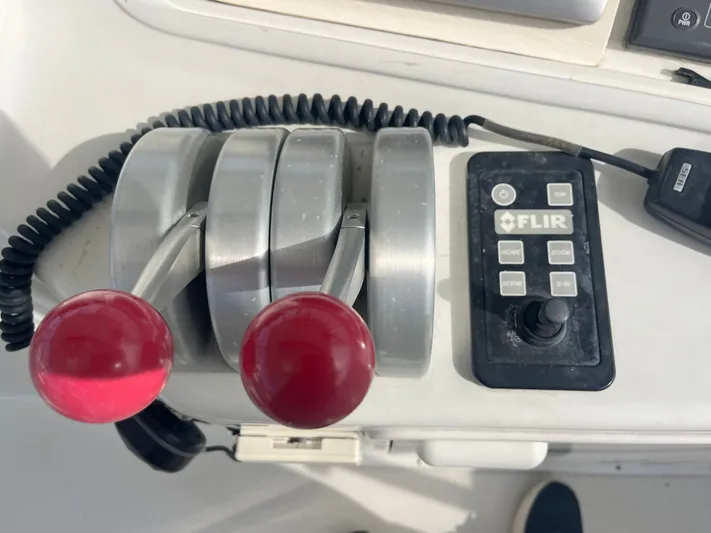 Series 60, Repainted Yacht Photos Pics Control console of Ocean Yachts 48 Convertible, year 2000.