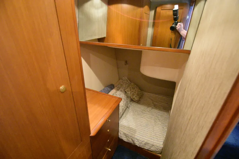Series 60, Repainted Yacht Photos Pics Interior of 2000 Ocean Yachts 48 Convertible with cozy sleeping area.