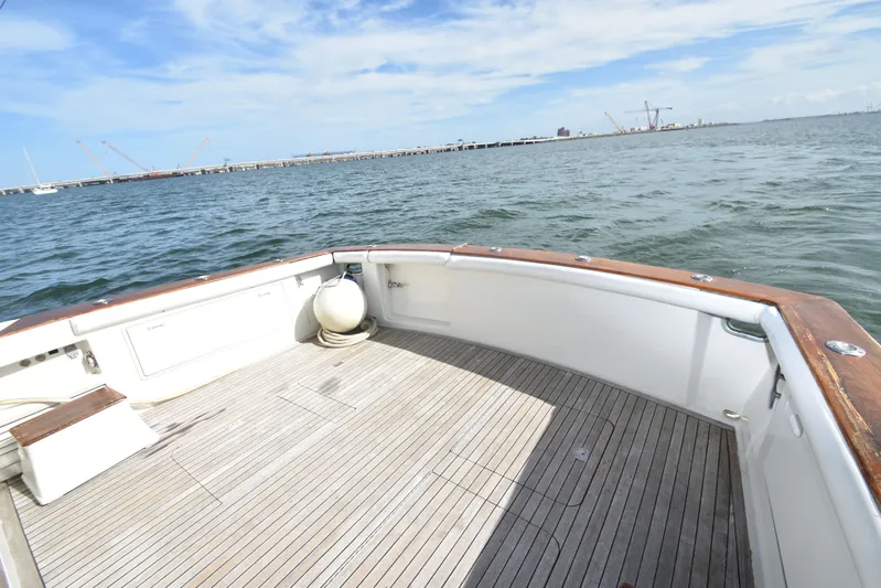 Series 60, Repainted Yacht Photos Pics 