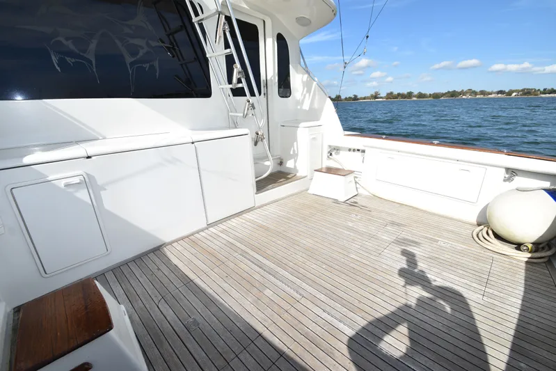 Series 60, Repainted Yacht Photos Pics 