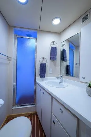 Uh Oh Yacht Photos Pics 