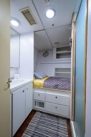 Uh Oh Yacht Photos Pics 