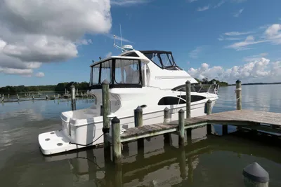 Carver 41 Cockpit Motor Yacht