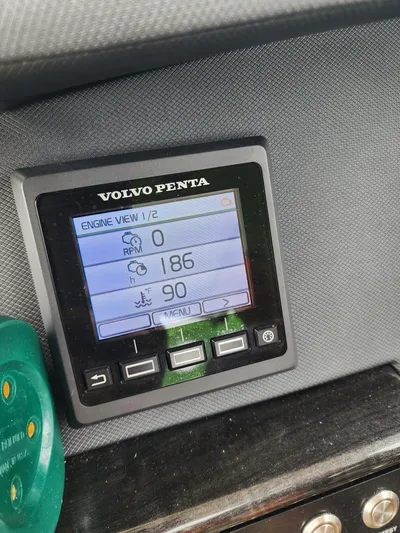  Yacht Photos Pics 2017 MONTEREY 355SY - Image 19