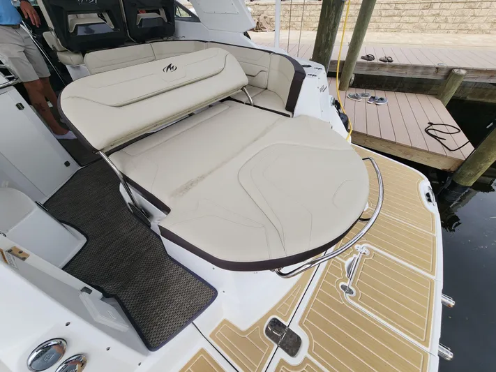  Yacht Photos Pics 2017 MONTEREY 355SY - Image 5