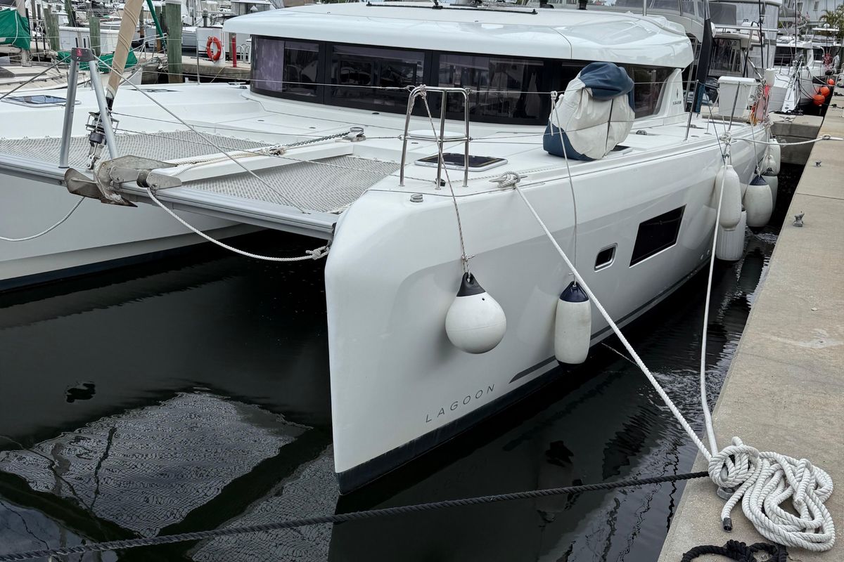 2019 Lagoon 42 