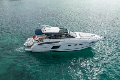 2014 Princess V48 DECK