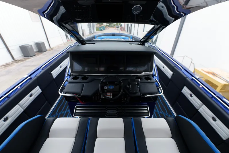  Yacht Photos Pics Manufacturer Provided Image