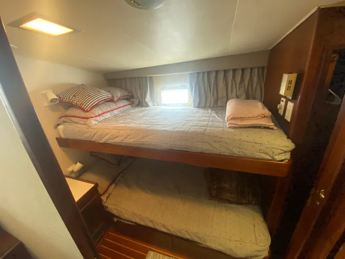 Magic Circle Yacht Photos Pics 