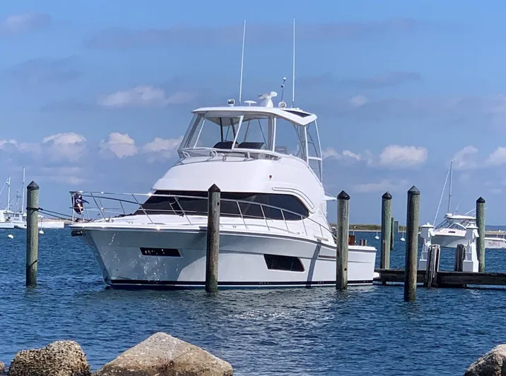  Yacht Photos Pics 2016 Riviera 43 Fly - Image 3