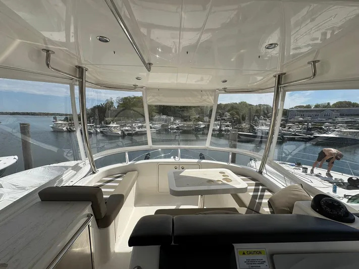  Yacht Photos Pics 2016 RIVIERA 43 FLY - Image 30