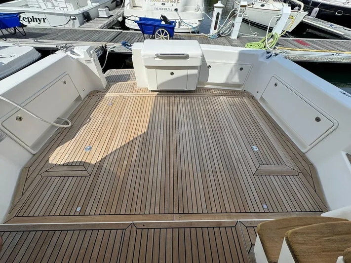  Yacht Photos Pics 2016 RIVIERA 43 FLY - Image 11