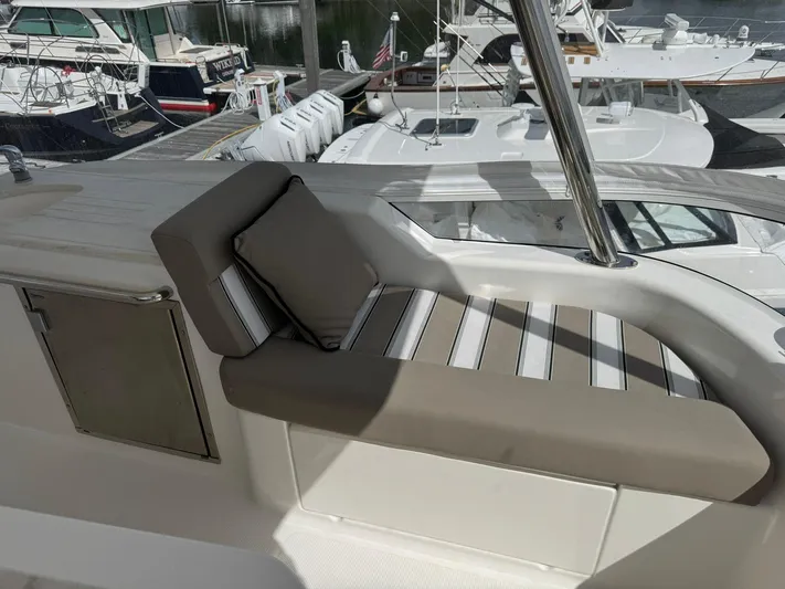  Yacht Photos Pics 2016 RIVIERA 43 FLY - Image 32