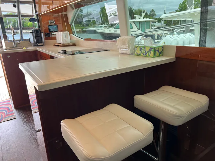  Yacht Photos Pics 2016 RIVIERA 43 FLY - Image 52