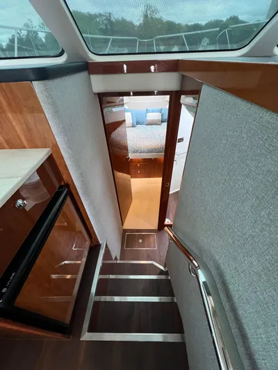  Yacht Photos Pics 2016 RIVIERA 43 FLY - Image 69