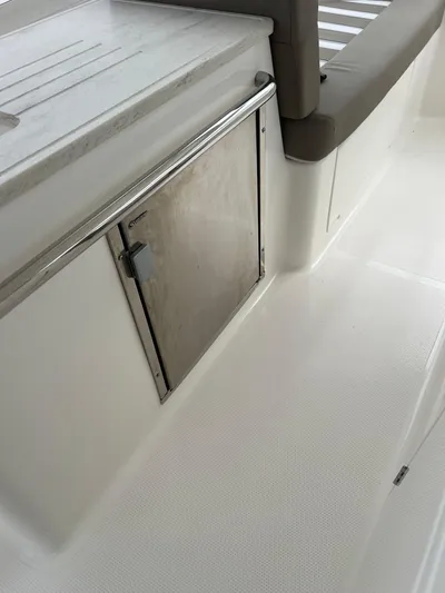  Yacht Photos Pics 2016 RIVIERA 43 FLY - Image 65