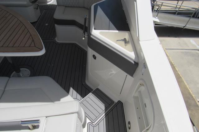 2021 Sea Ray 310 SLX OB