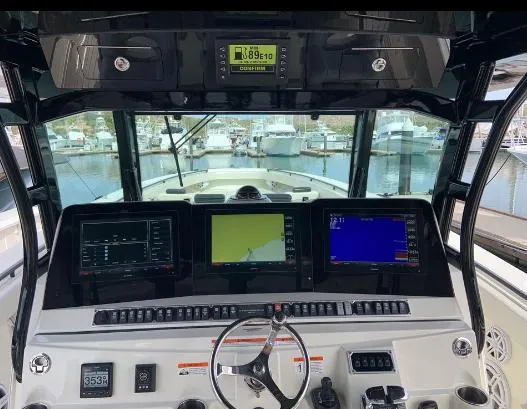 Sushi Boi Yacht Photos Pics 