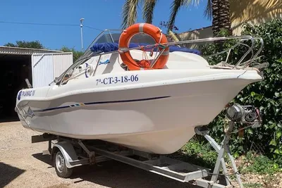2006 Voraz 505 cabin