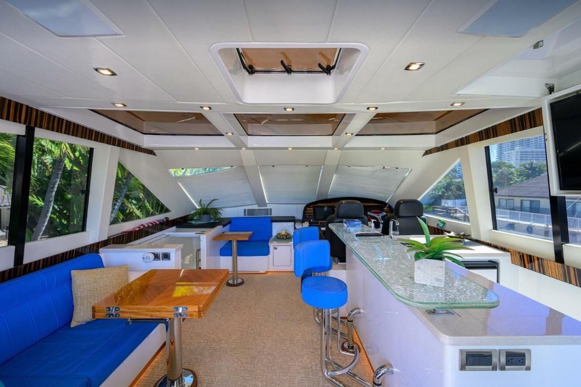 2014 Hampton 83 