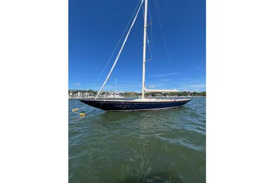 Leonardo Yachts Eagle 44