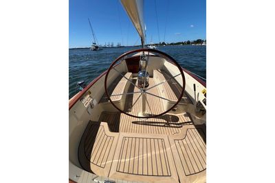 Yacht