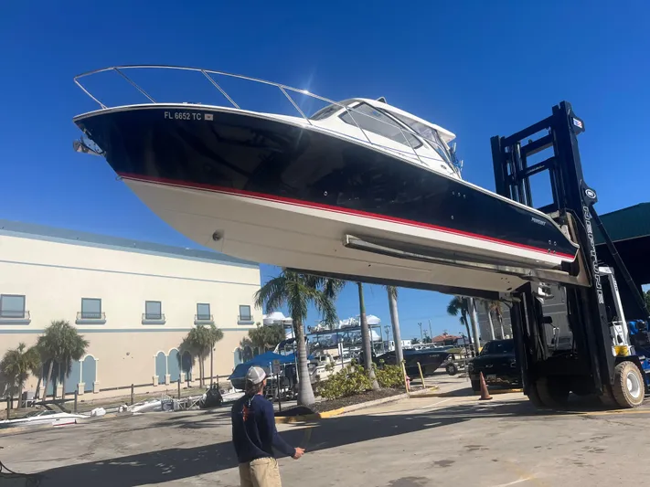  Yacht Photos Pics 2022 Pursuit 325 Os - Image 28