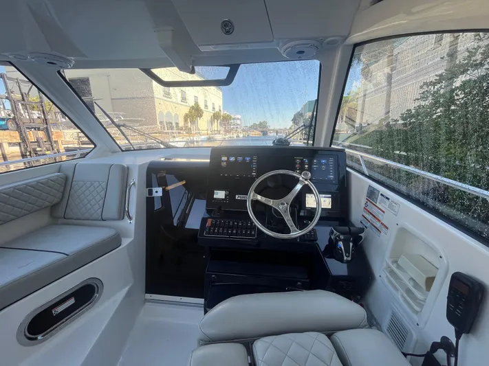  Yacht Photos Pics 2022 Pursuit 325 Os - Image 14